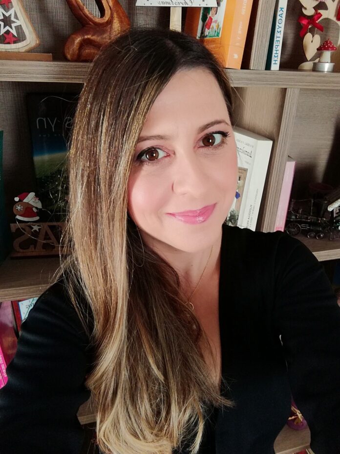 Μαρίνα Κόντζηλα